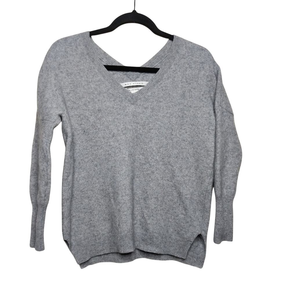 Max Studio Cashmere Sweater Long Sleeve V-neck 2 Ply S